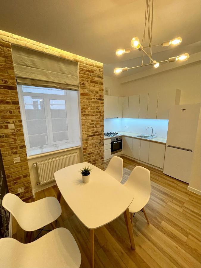 Apartment Centre Inn Черновцы Экстерьер фото