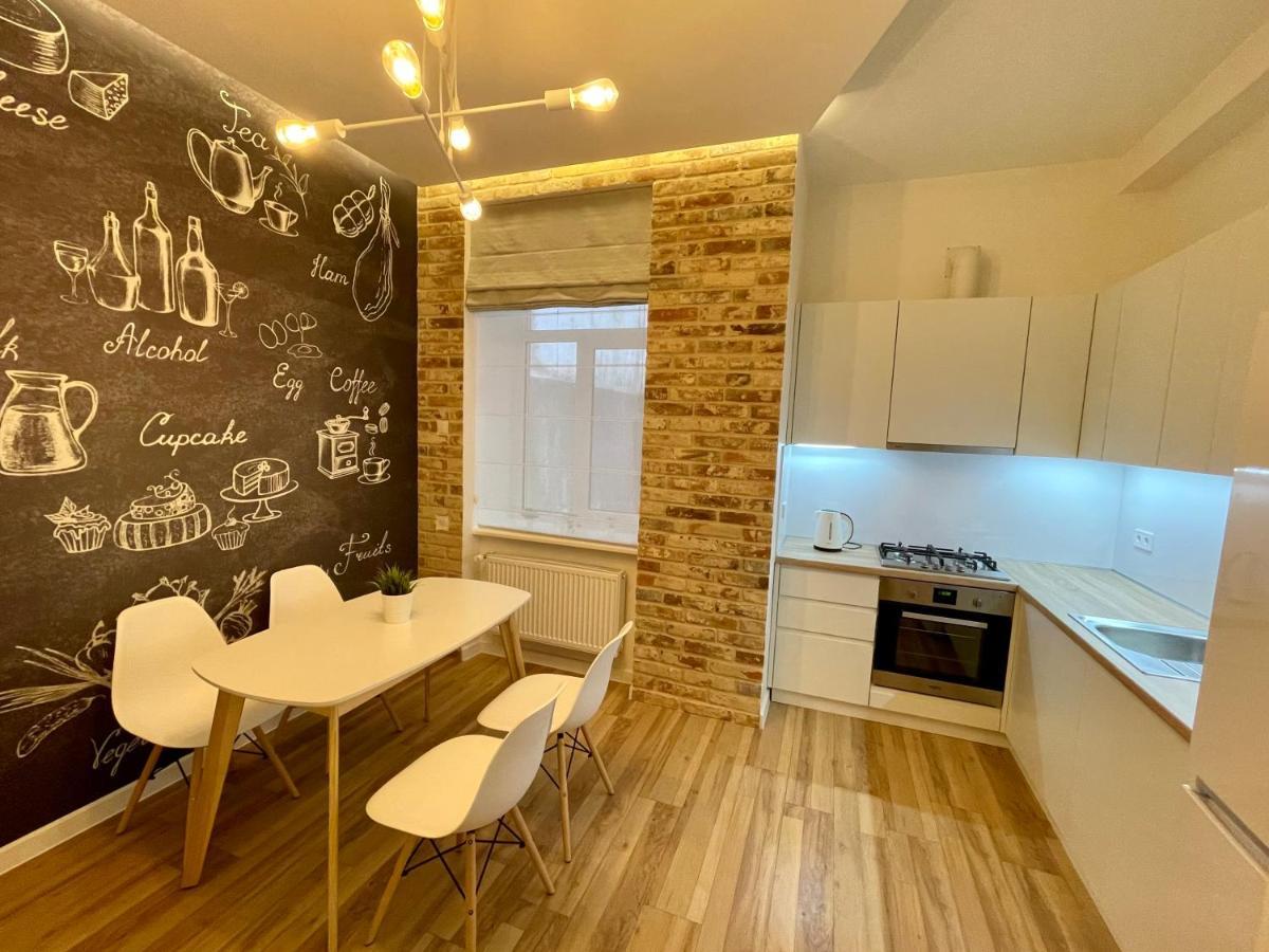 Apartment Centre Inn Черновцы Экстерьер фото